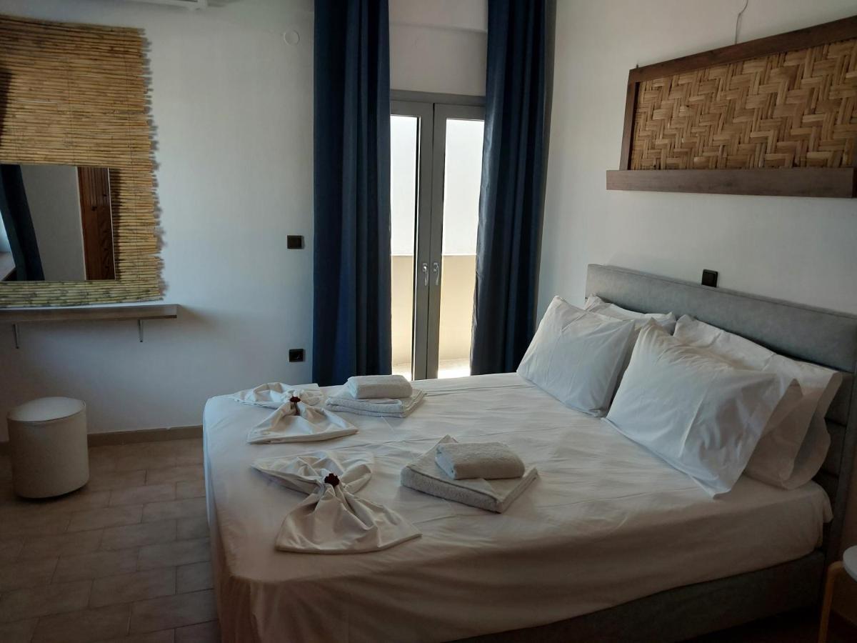 Passatempo Casa - 3 Bedroom Apartment Close To The Swimming Pool Gerani  Exterior photo